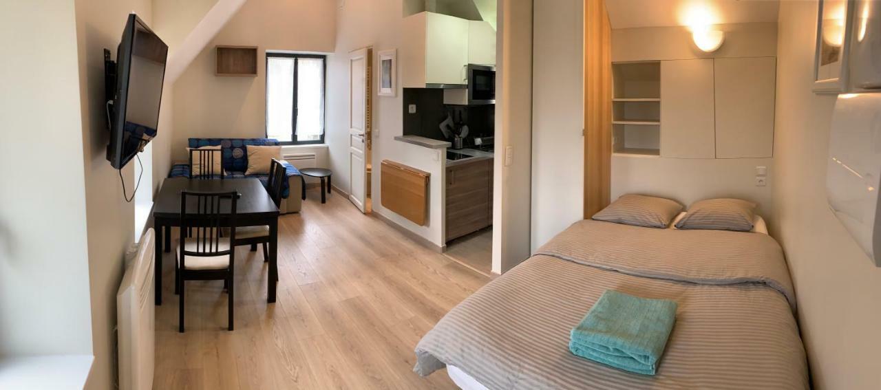 Jouy La Longere, Proche Hec, Versailles, Parking Prive Gratuit Bagian luar foto